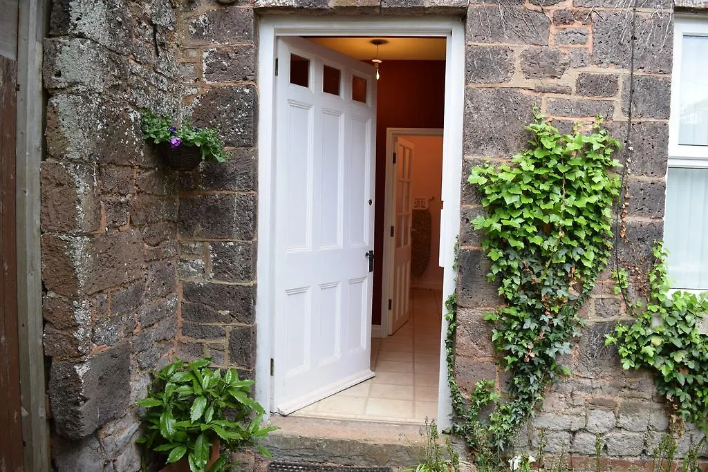Guest house The Arlington Hotel Hele