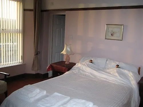 Guest house The Arlington Hotel Hele